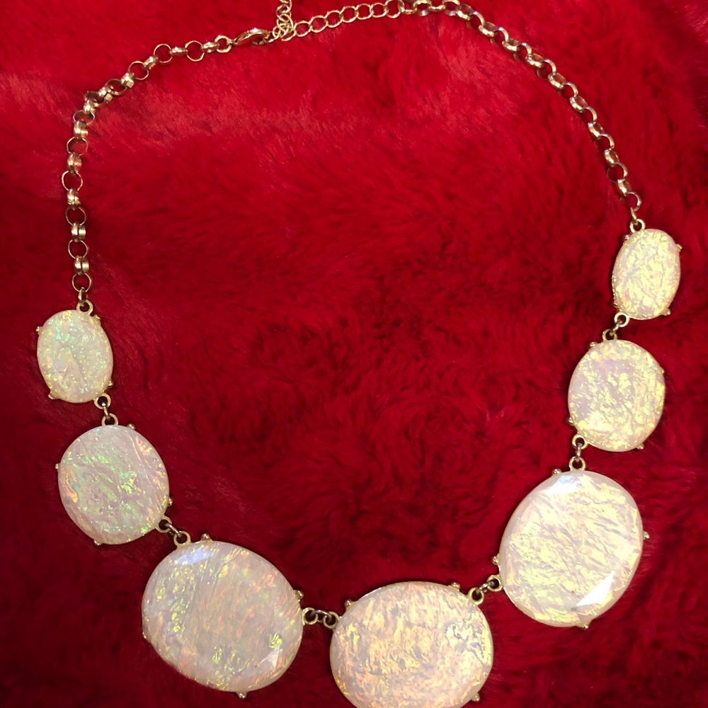 Dazzling necklace